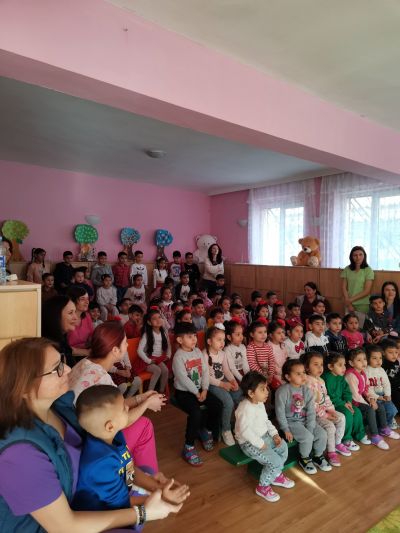 Баба Марта в детската градина - ДГ 11 Здравец - Благоевград
